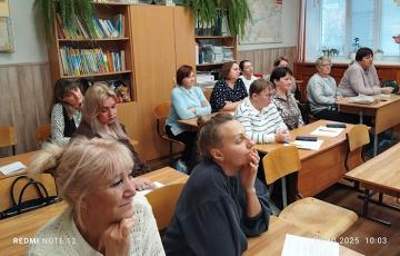 «Башлангыч сыйныфлар укытучысы эшчәнлегендә цифрлы белем бирү инструментлары» программасы буенча укулар тәмамланды